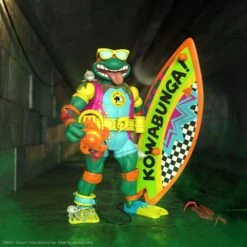 SUPER7 Sewer Surfer Mike Teenage Mutant Ninja Turtles Ultimates Action Figure 18 Cm -Boutique De Modèles x sup7 ul tmntw06 srs 01 e